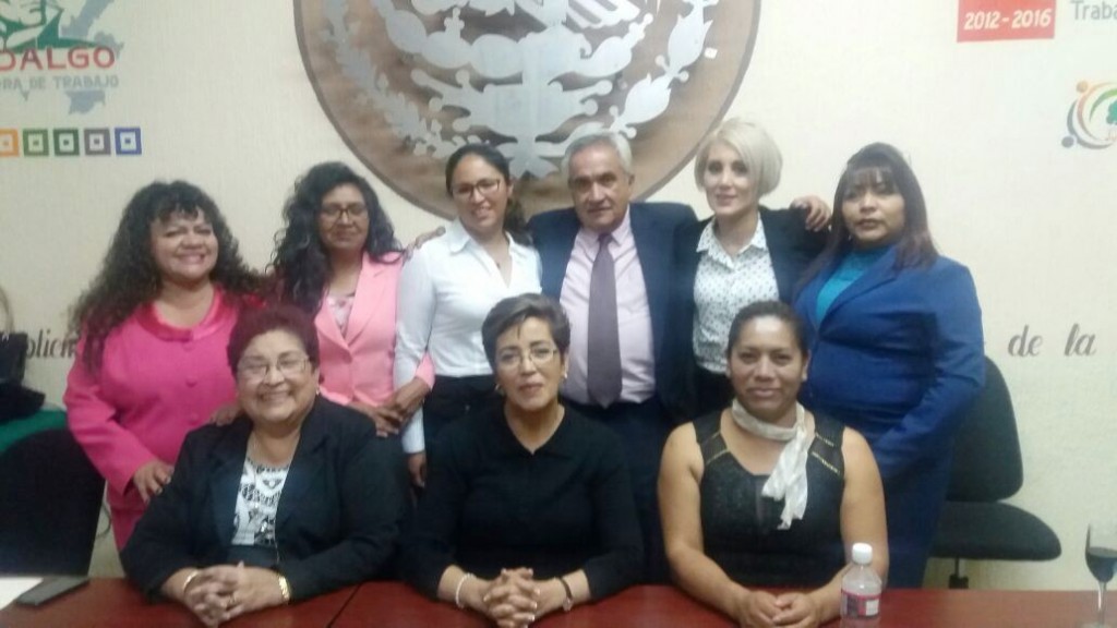 Alcalde contra la pared