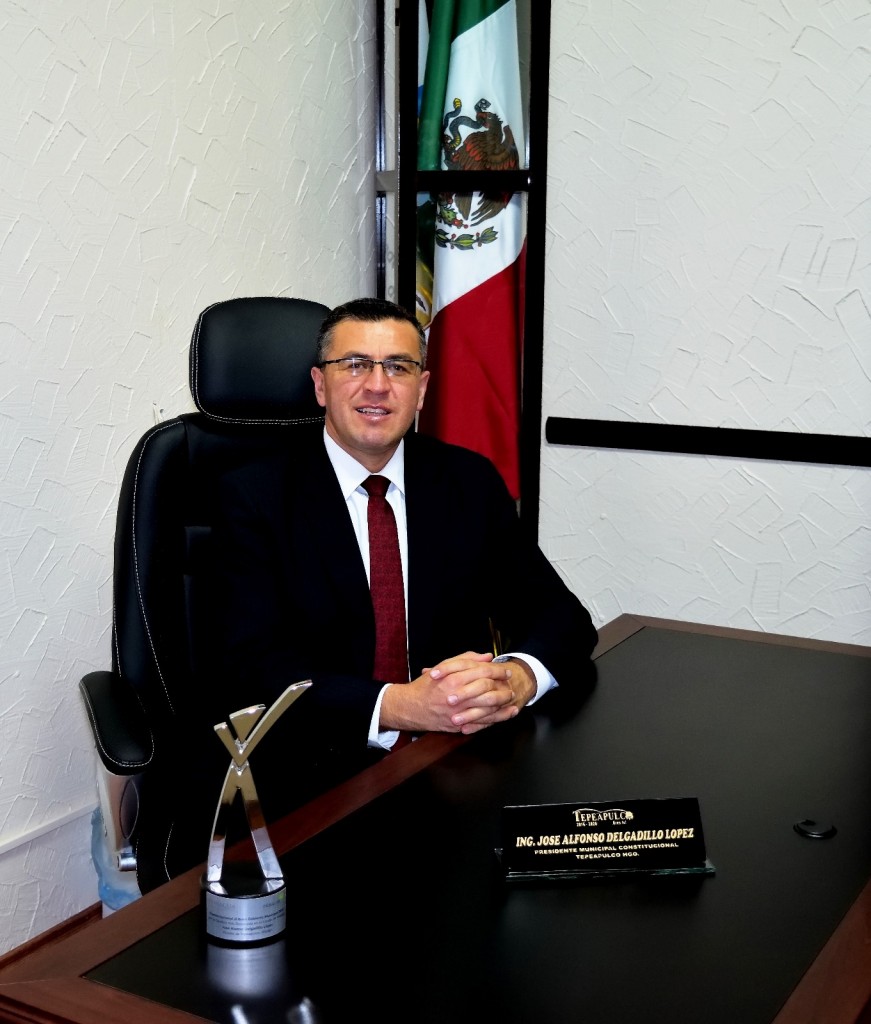 Alfonso Delgadillo pone el ejemplo de como gobernar