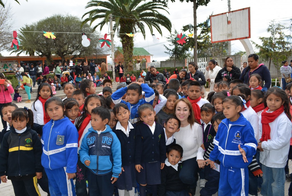EVENTO PARA PROMOVER VALORES EN ESTUDIANTES DE PRIMARIA.
