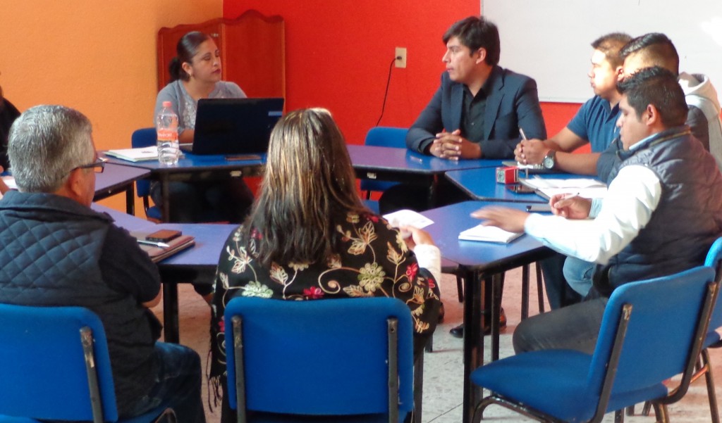 Exigen cumplir acuerdos de cabildo