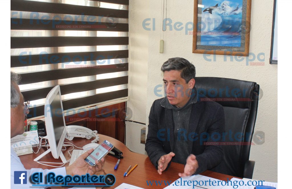 Funcionario perredista ve triunfador a Meade