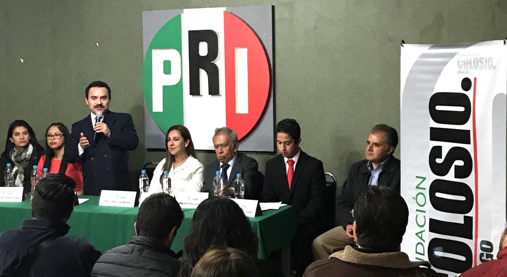 Imparten curso de oratoria y debate