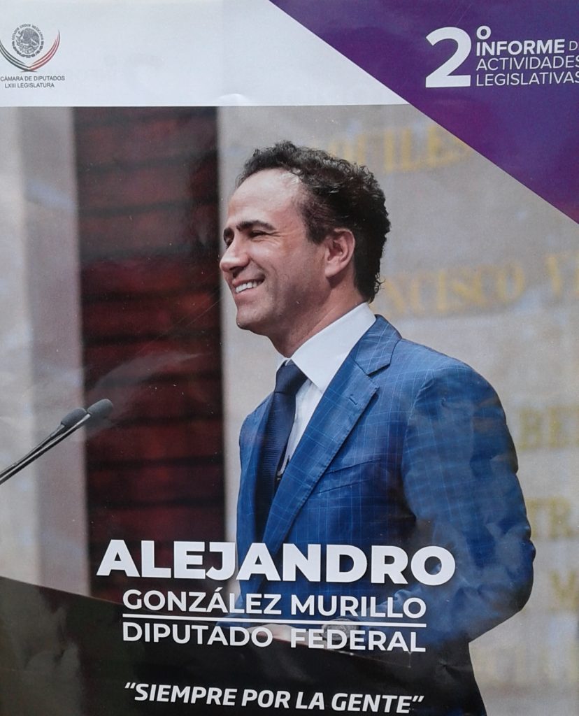 Abandonó diputación para buscar senaduría