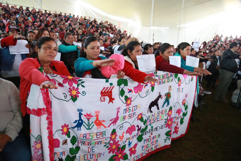 Apoyo a personas humildes con 65 y más