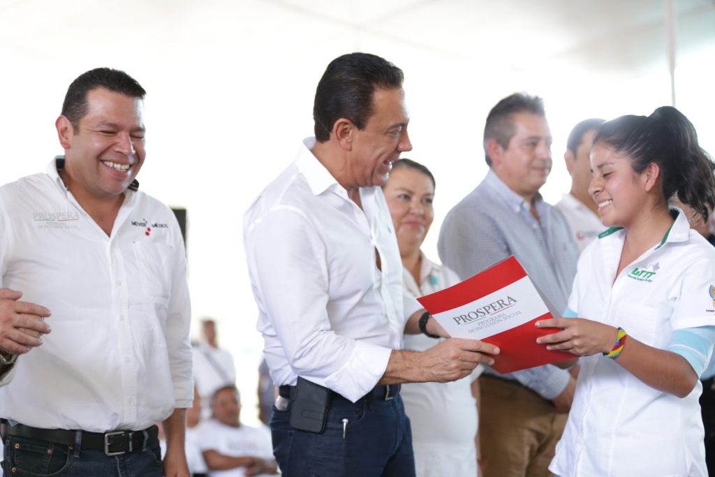 Familias vulnerables cambian su realidad y fortalecen su desarrollo