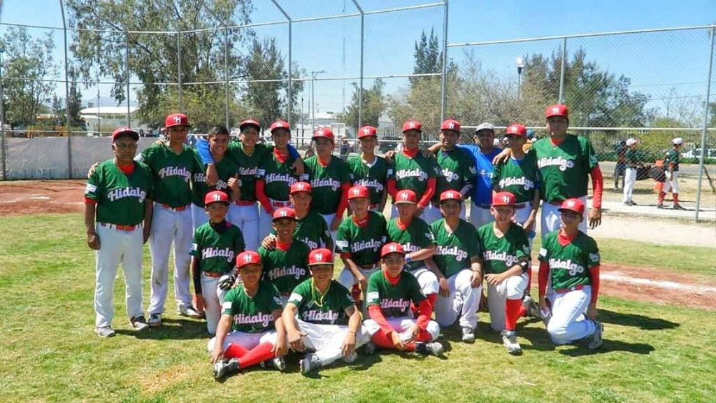 Hidalgo presente en beisbol y hockey sobre pasto