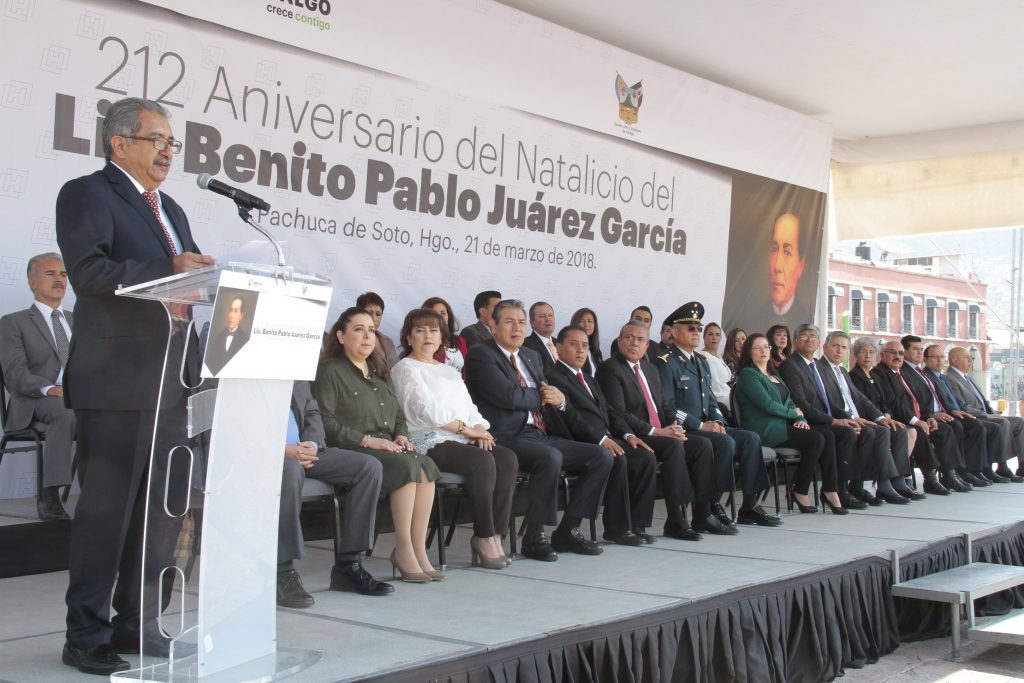 Conmemoran natalicio de Benito Juárez
