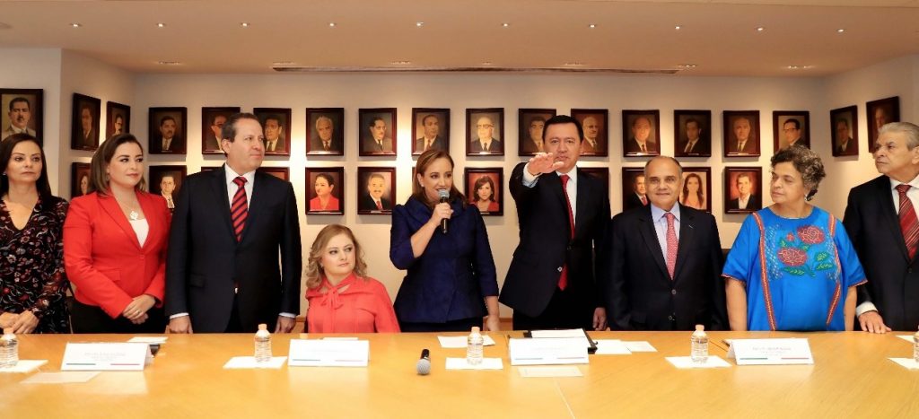 Osorio Chong será Coordinador Parlamentario del PRI en la Cámara de Senadores