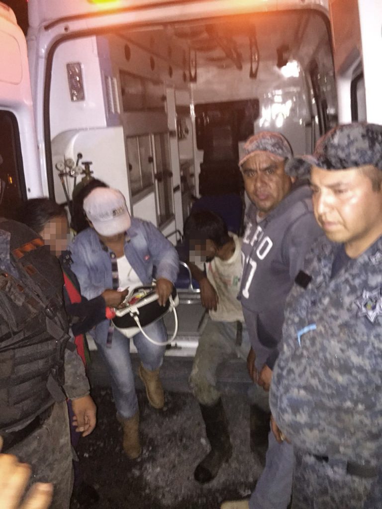 Rescatan con vida a hombre desaparecido