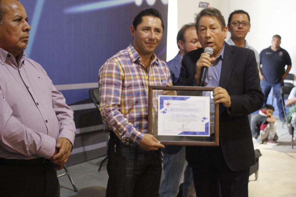 CELEBRA 10° ANIVERSARIO DE LA ESCUELA MUNICIPAL DE BOX