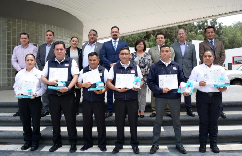 Empresarios reconocen a monitoristas en videovigilancia