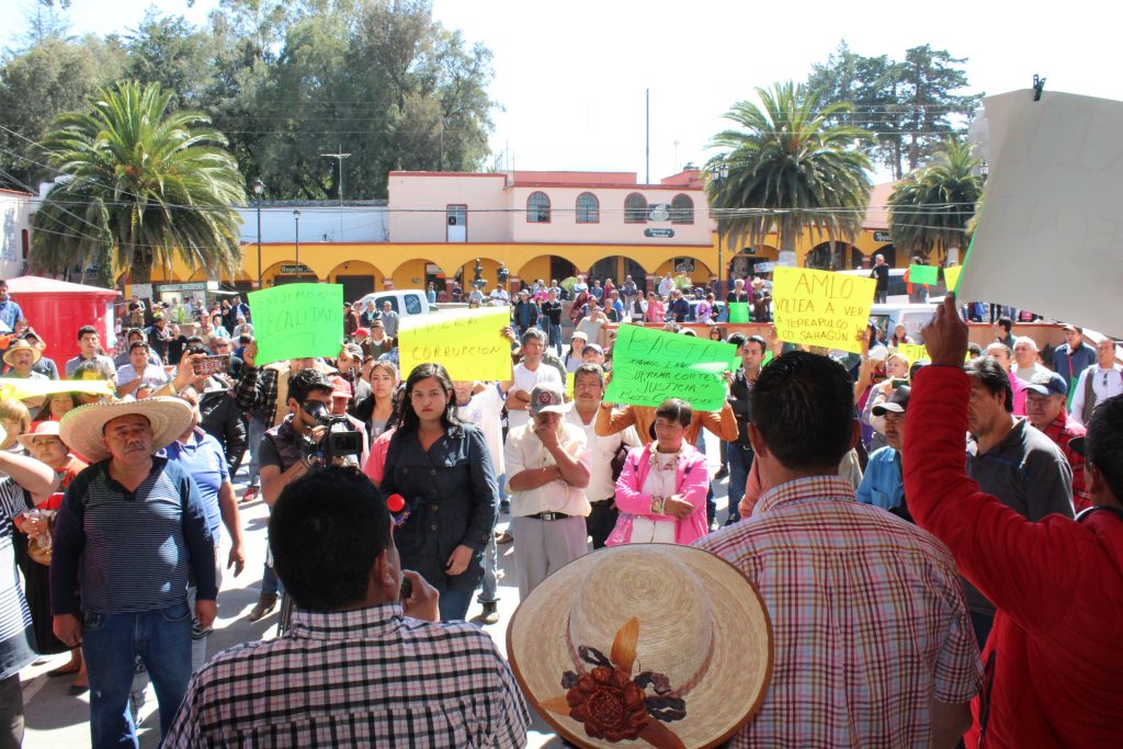 Exigen transparentar venta de predios del IMSS