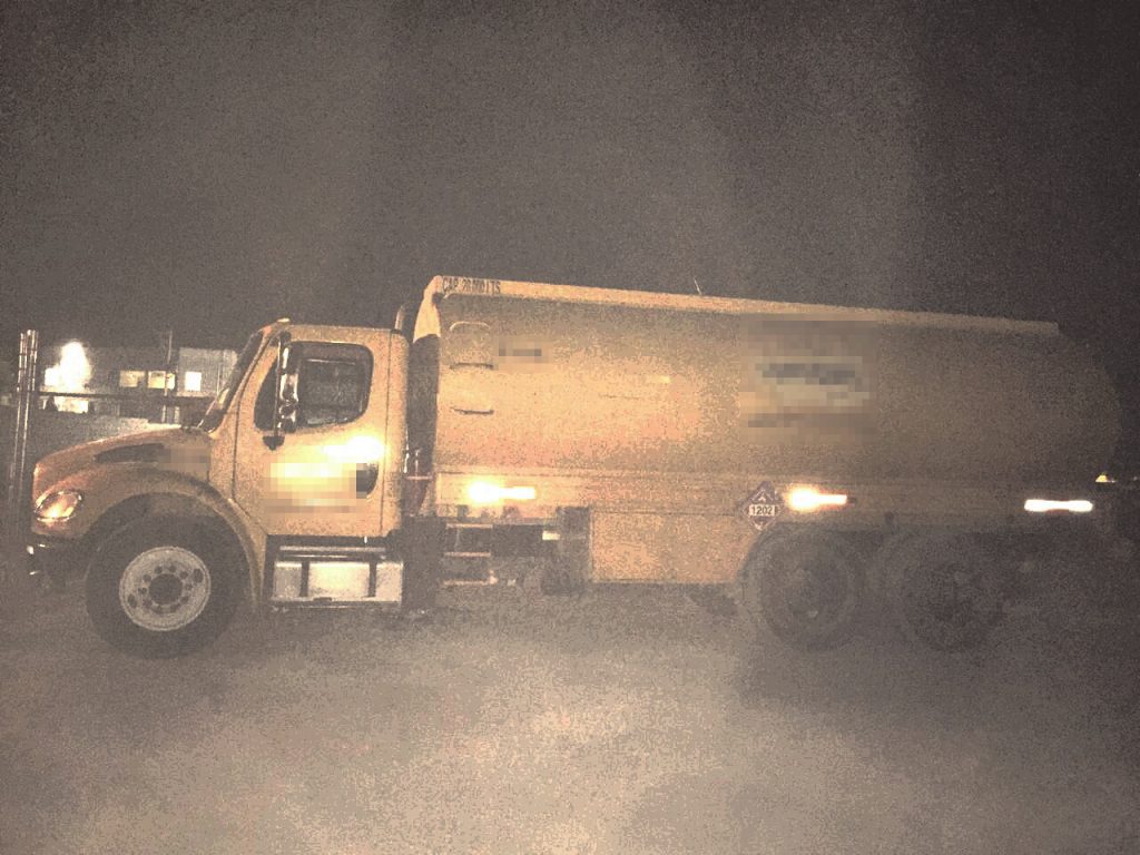 Aseguran pipa cargada con hidrocarburo