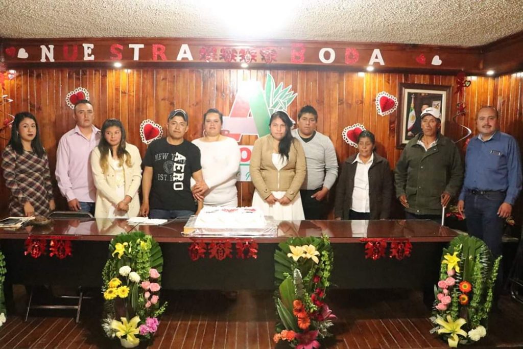 Matrimonios colectivos en Almoloya