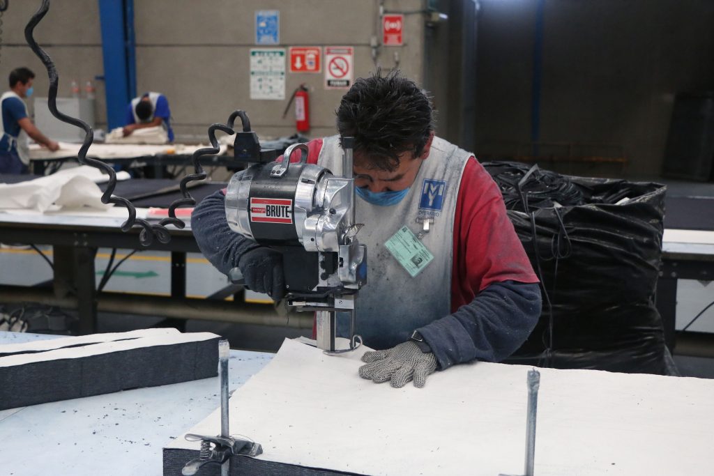 Patrones obligados a pagar prima de antigüedad