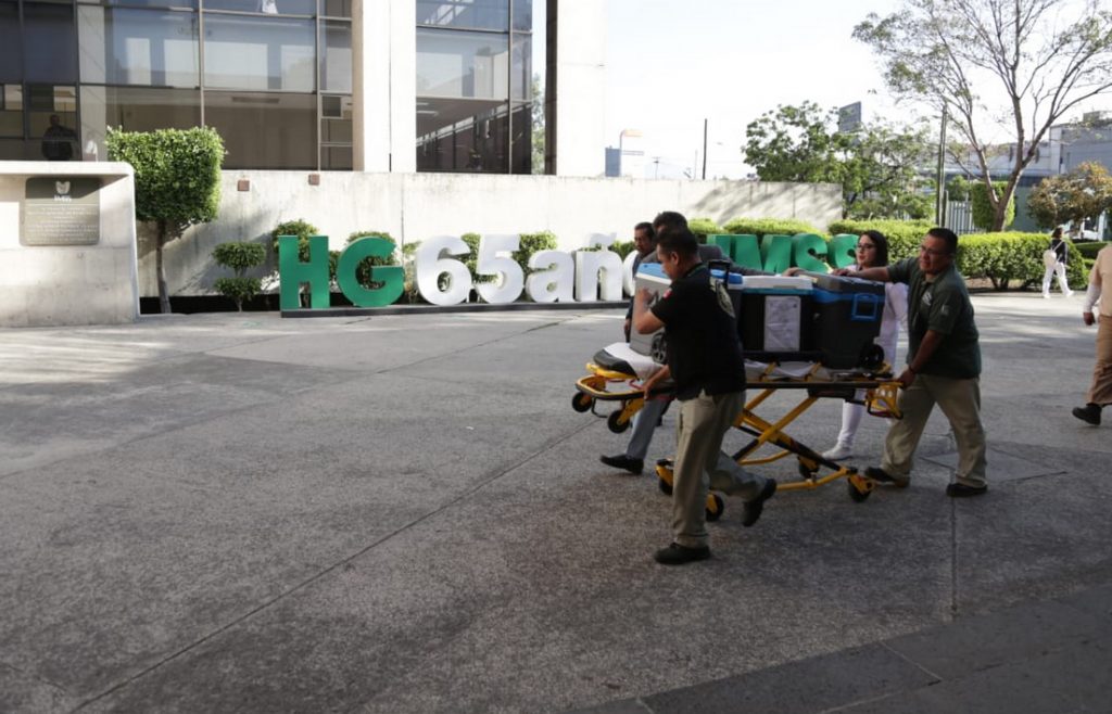 Trasplantan corazón y riñón a un mismo paciente