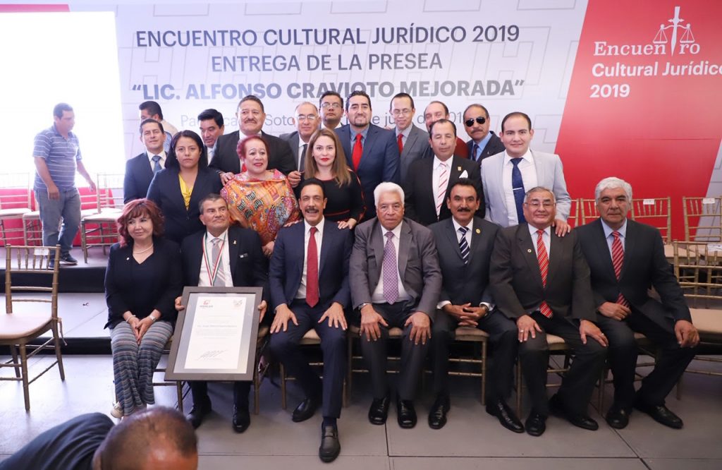 Reconocen al abogado Jorge Alberto Huerta Navarro