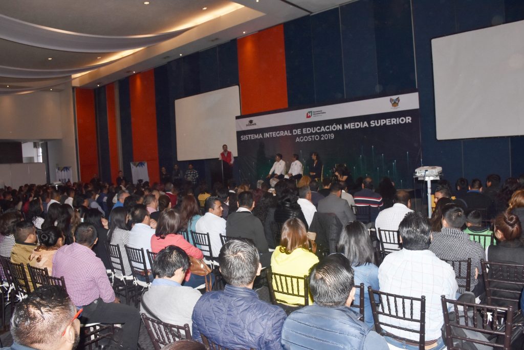 Capacitación a docentes de educación media superior a través del SIDEMS