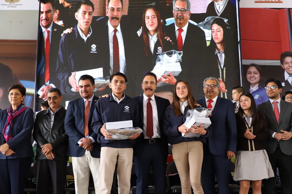 Entregaron más de 600 mil paquetes de útiles