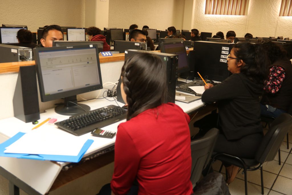 Defensor universitario protege y difunde los derechos humanos entre la comunidad