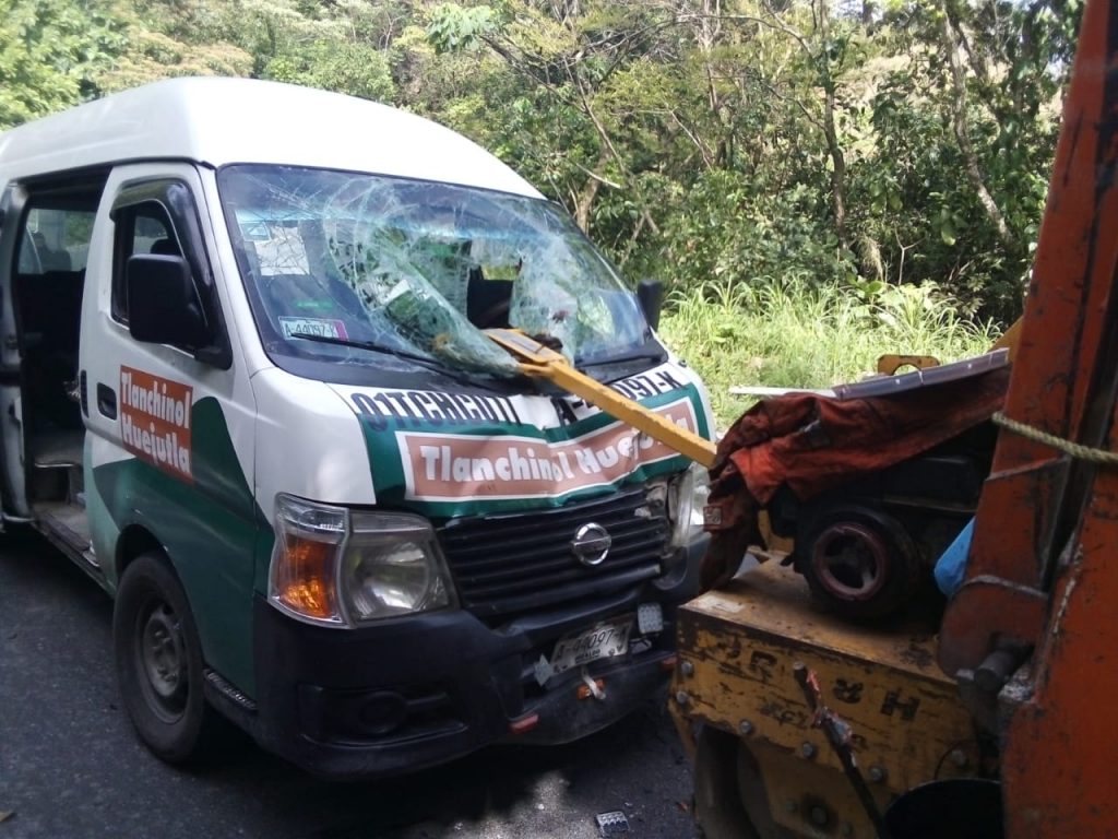 Brutal choque por alcance de Urban