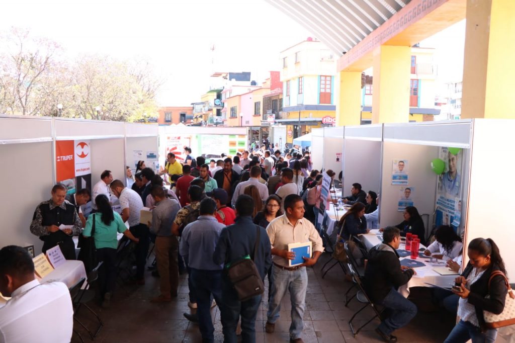 Ofertaron 600 plazas laborales en Tula