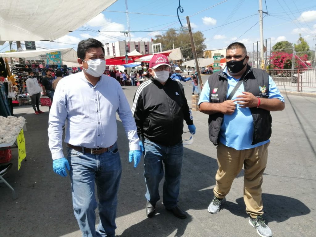 Riesgo de contagios en tianguis de Tlahuelilpan
