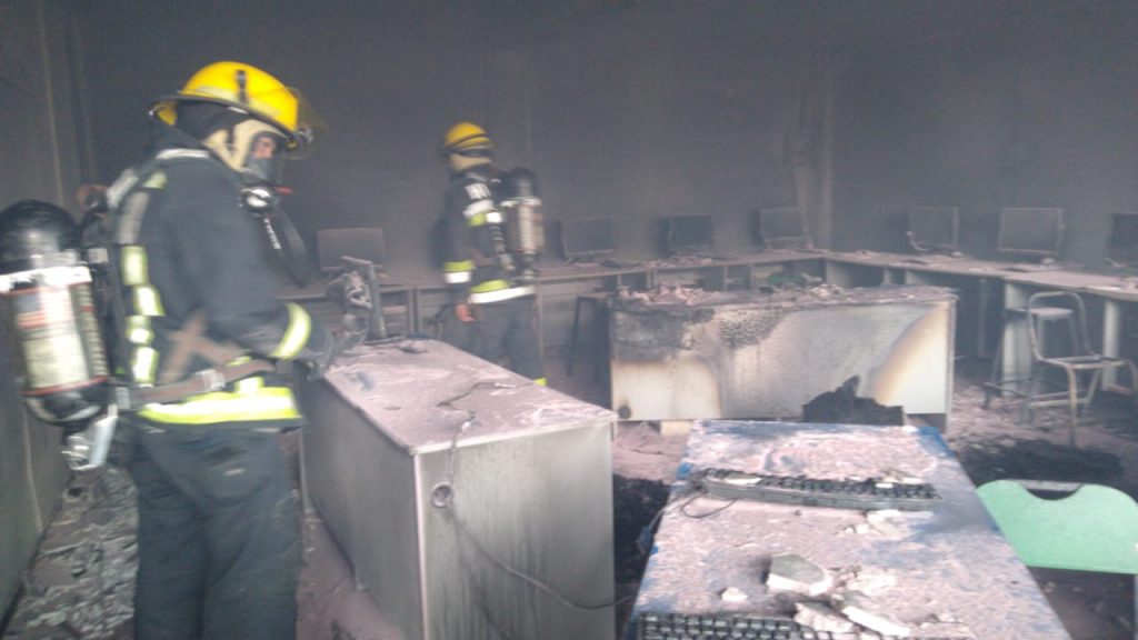 Pavoroso incendio en una escuela