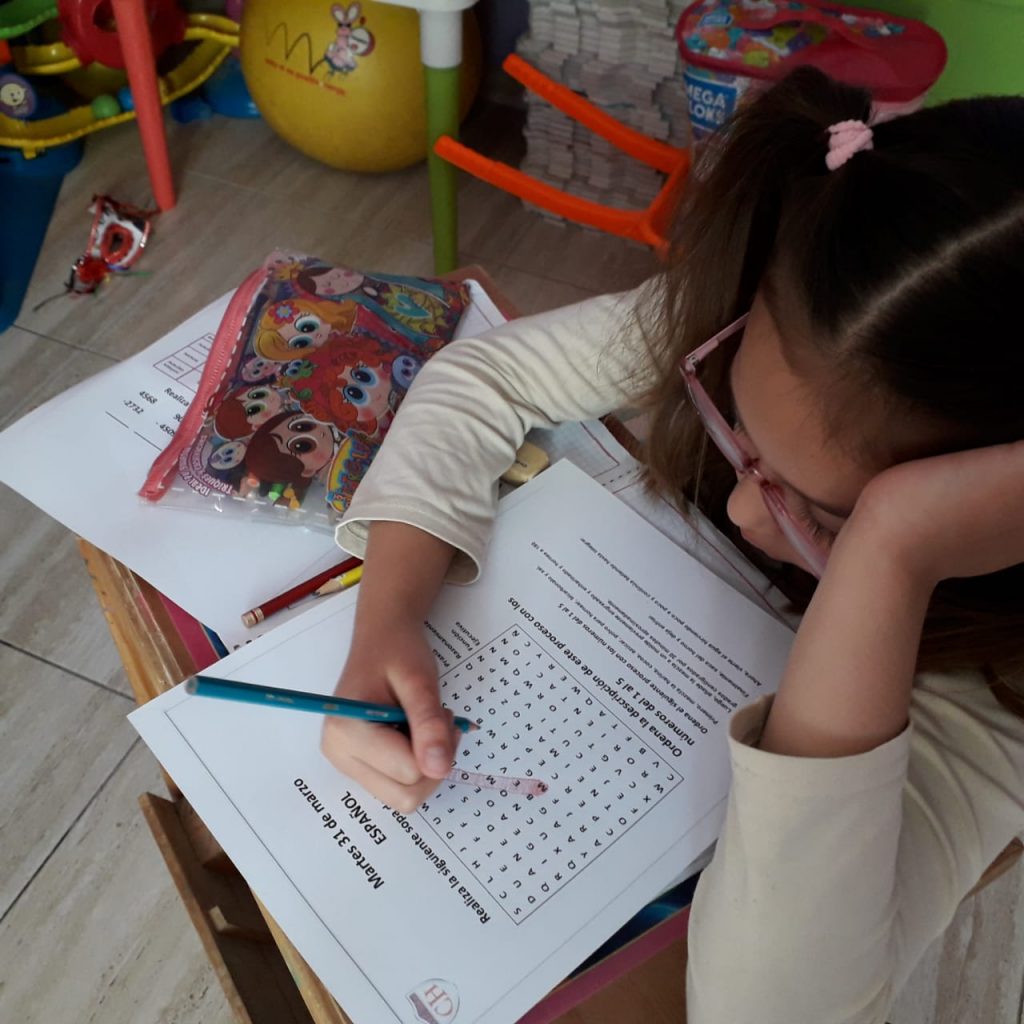 Educación Básica será a distancia con estrategia “Mi Escuela en Casa”