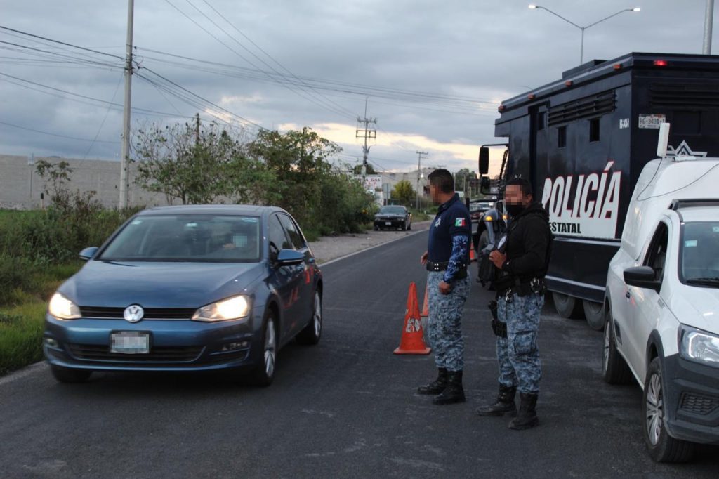 Malosos atacan a balazos a la Policía Estatal