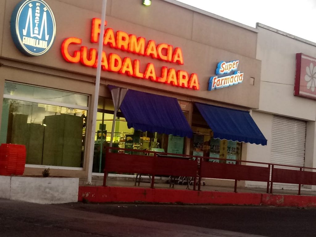 Asalto a la farmacia Guadalajara
