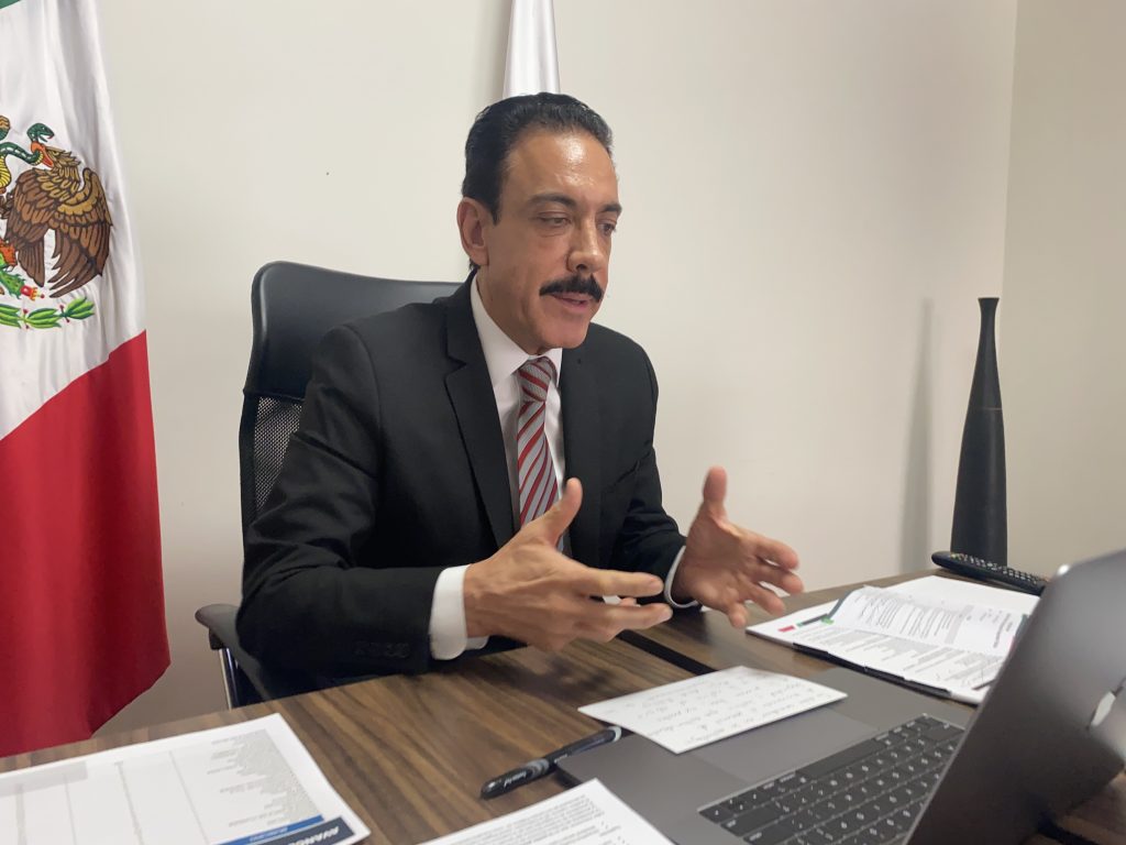 Propone Fayad vacunar primero al personal de seguridad y justicia contra COVID