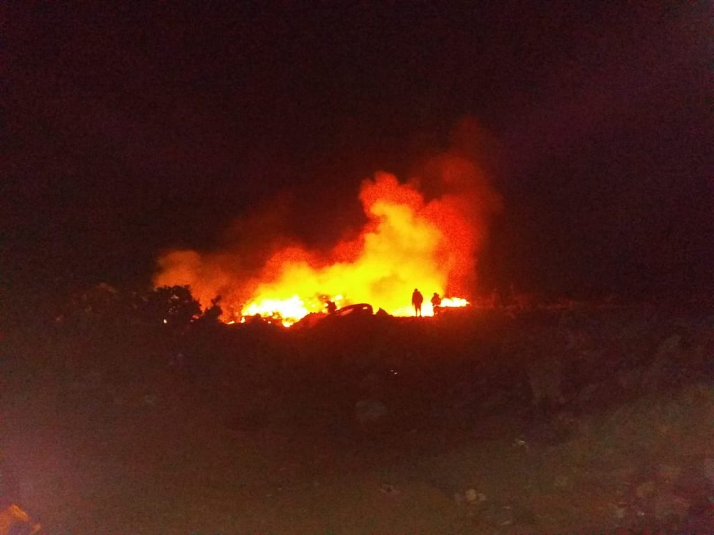 Pavoroso incendio en el basurero