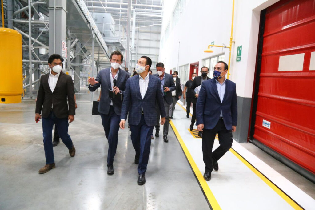 Inició operaciones la empresa Envases PET