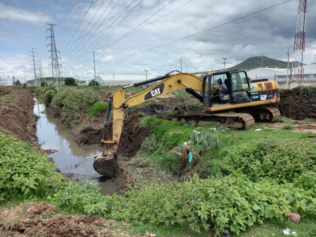 Acciones de desazolve para prevenir las inundaciones