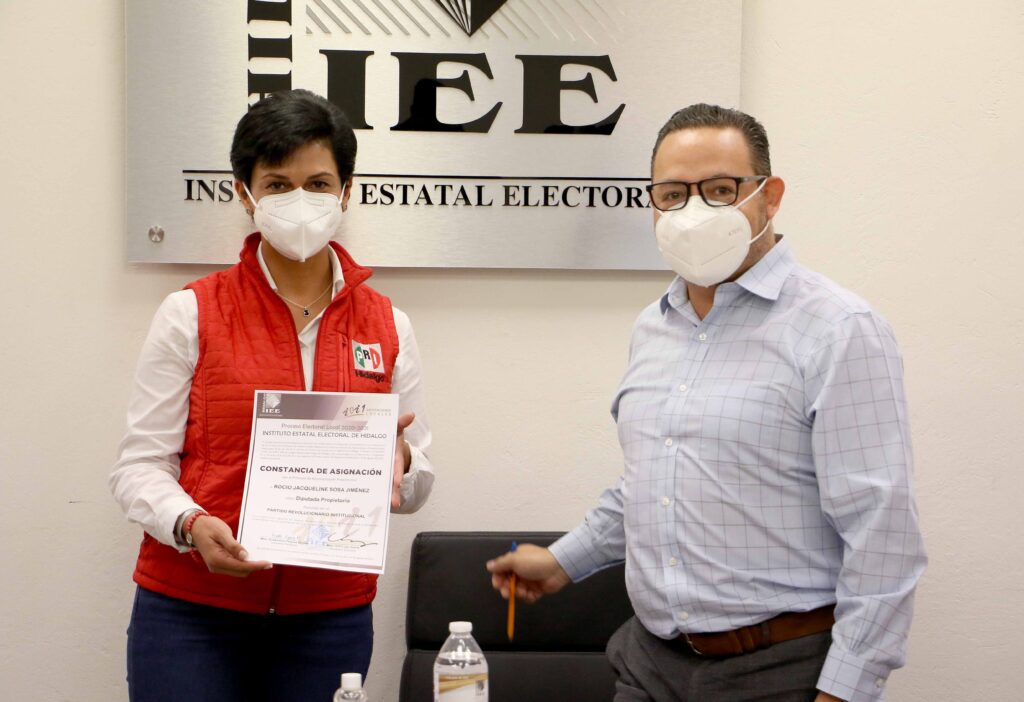 Diputados plurinominales del PRI recibieron constancia de acreditación