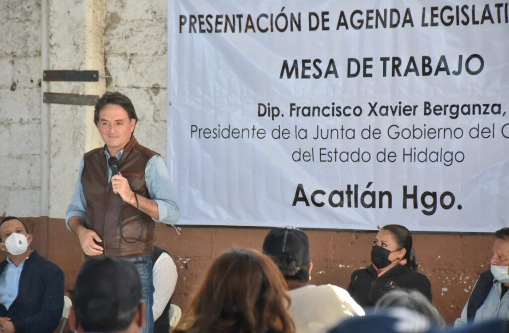 Francisco Xavier presentó la Agenda Legislativa en Acatlán