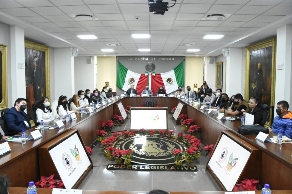 Parlamento juvenil «Diálogos y políticas anticorrupción»