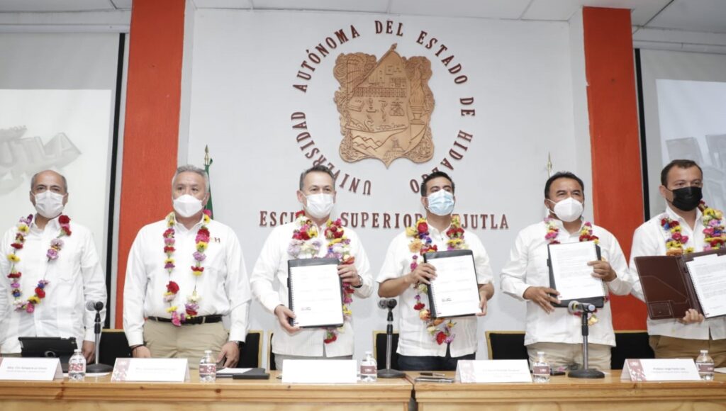 UAEH signa convenios de colaboración con ayuntamientos