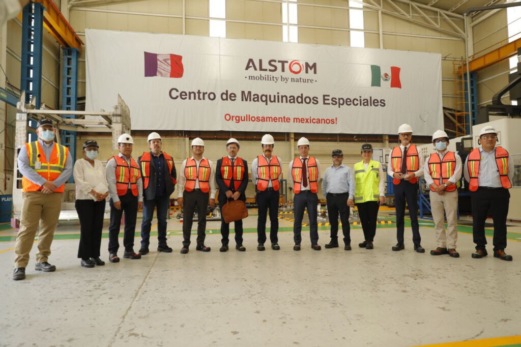 Omar Fayad recorrió área de ensamble del Tren Maya en Alstom