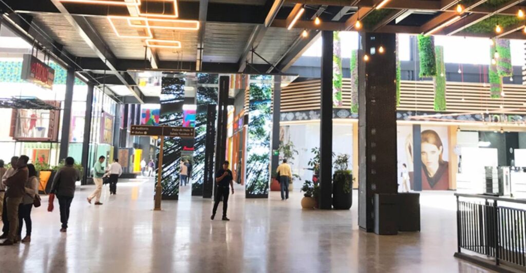 Robo a joyería en Plaza Explanada