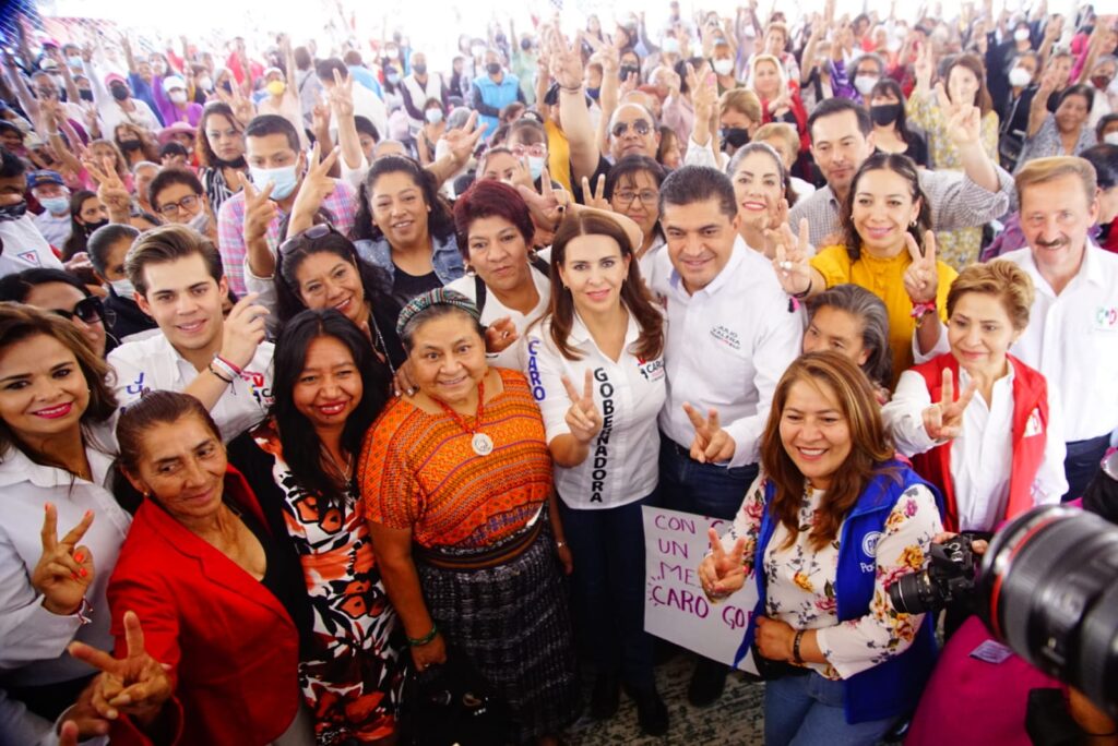 Carolina Viggiano Austria celebró a las madres de Pachuca