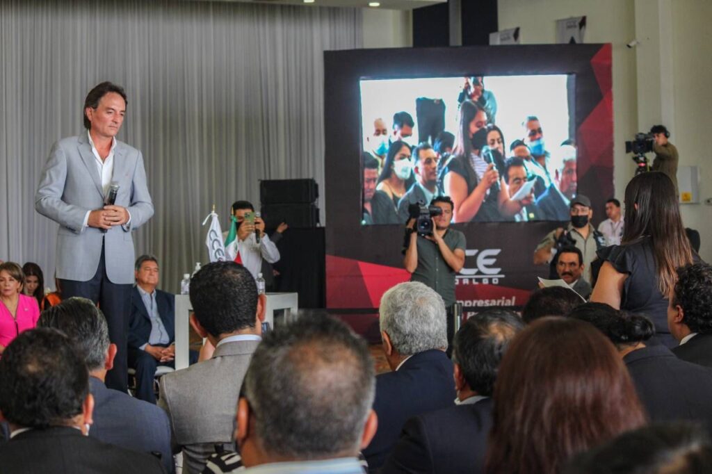 Ni amigos, ni parientes. Gabinete de Francisco Xavier