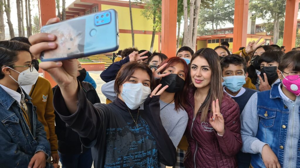 Reforestación e la Secundaría Técnica Dos