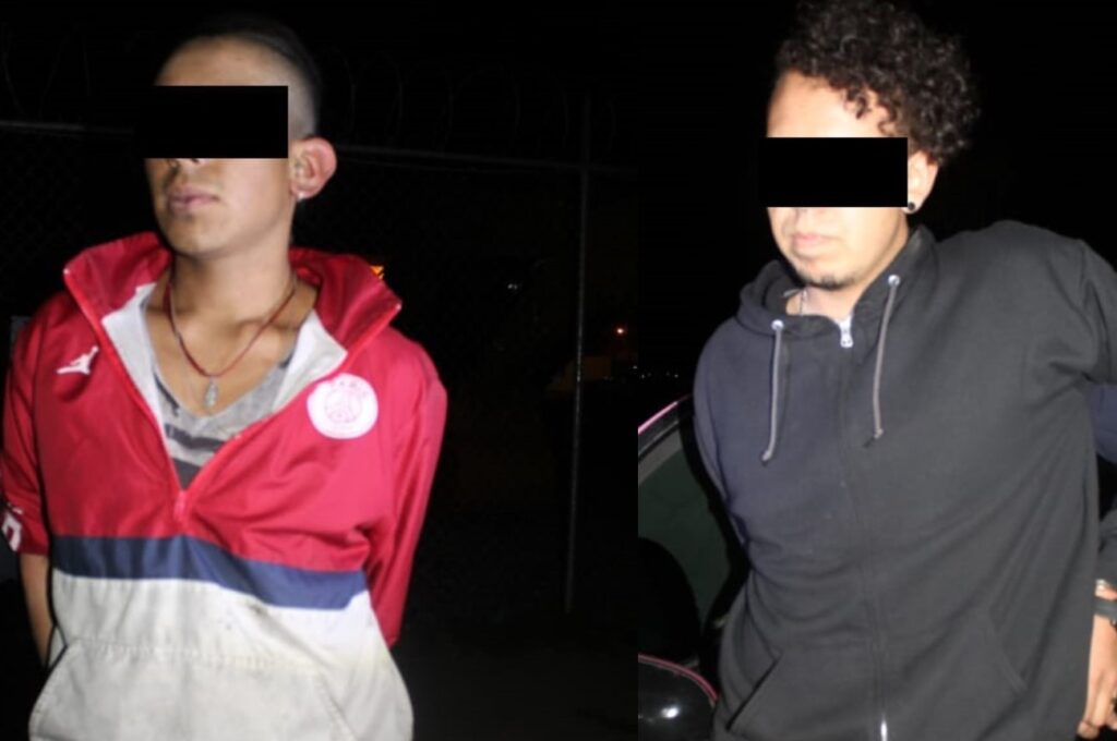Detenidos al traer armas hechizas y estrobos tipo policía