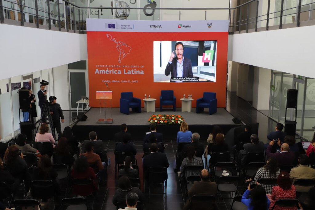 Conferencia “Especialización inteligente en América Latina”