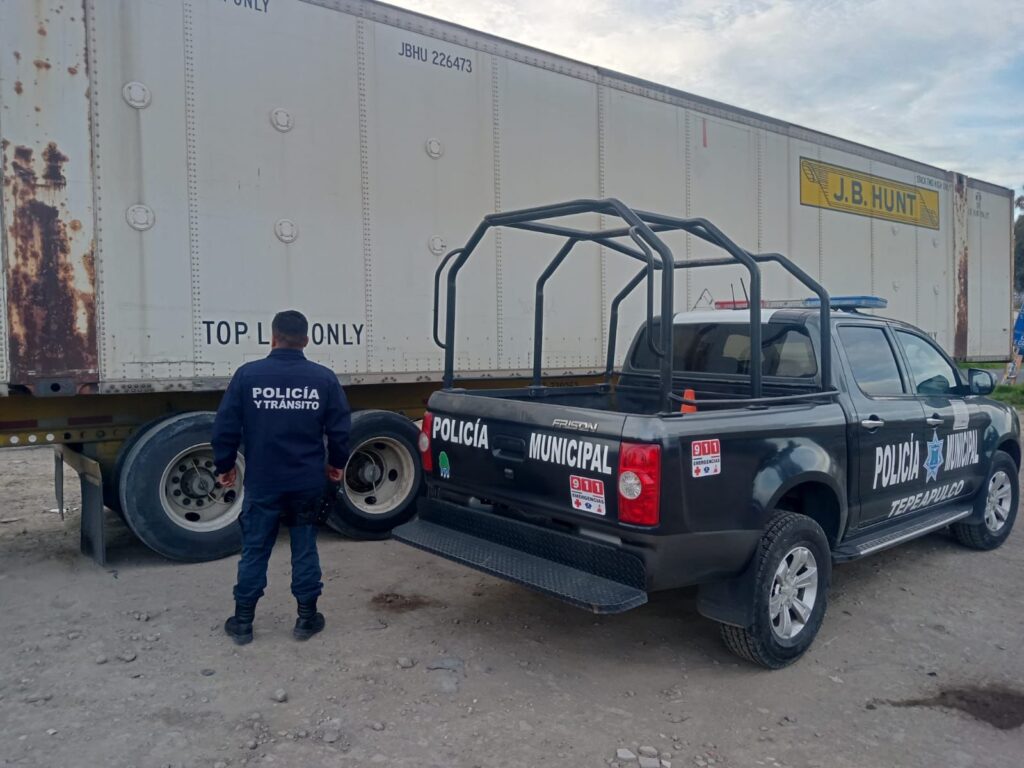 Auxiliaron a chófer asaltado y recuperan su vehículo