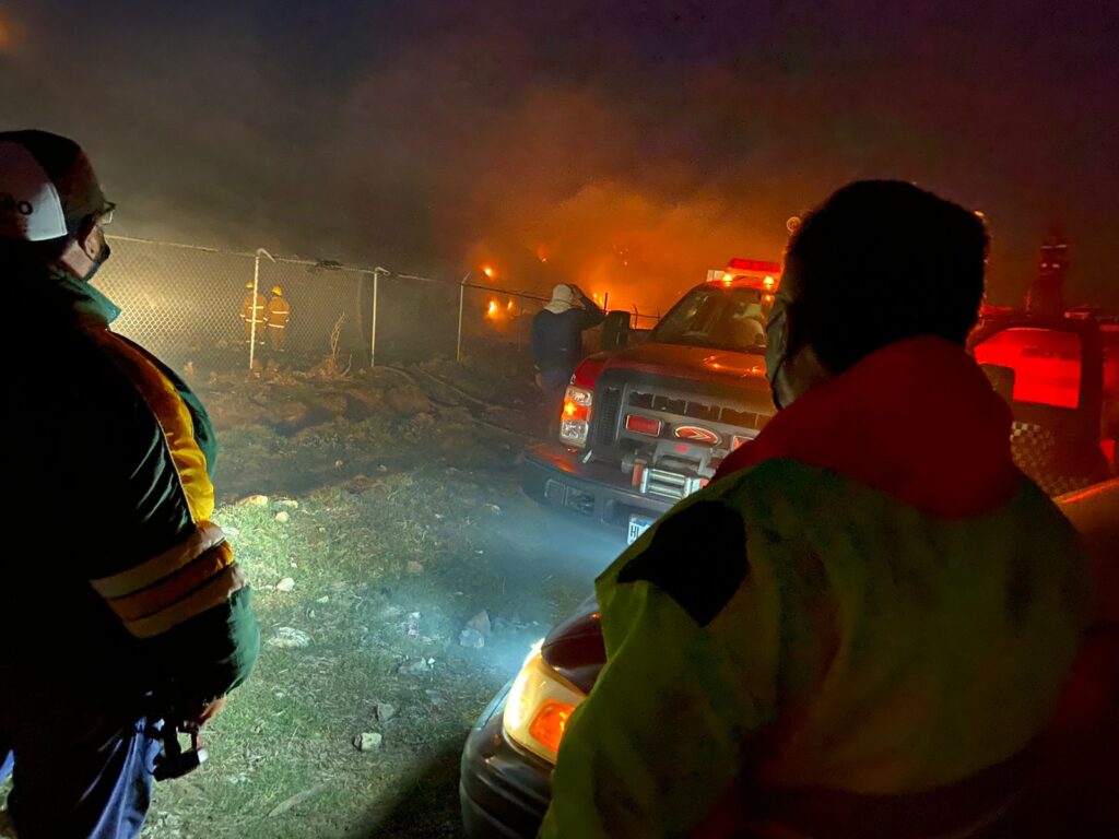 Clausuran el basurero pero se reactivo el fuego