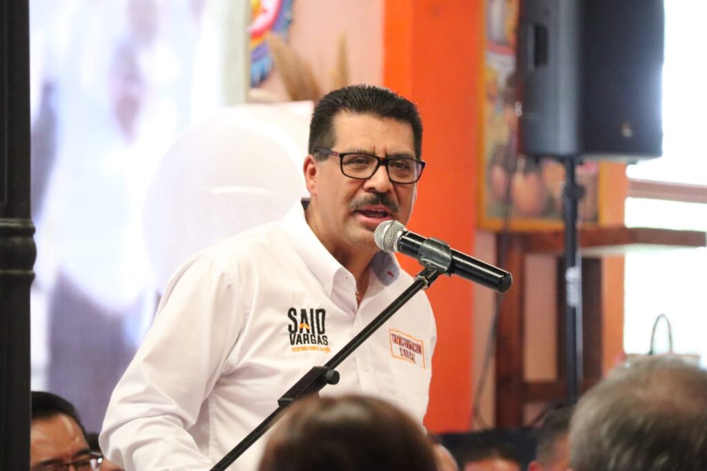 Said Vargas recibe el apoyo de miles de trabajadores de la educación