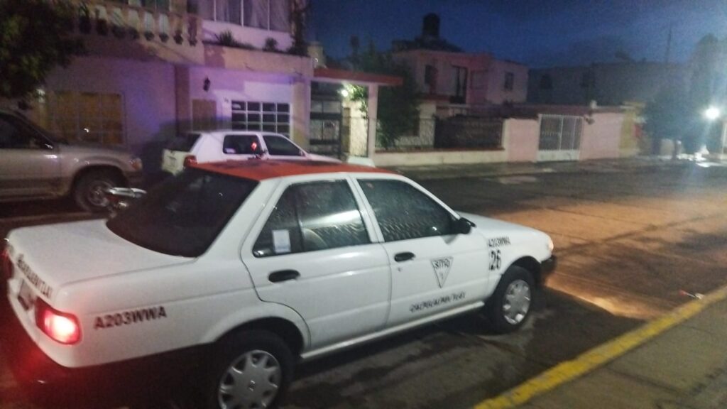 Par de sujetos cometieron violento asalto a taxista